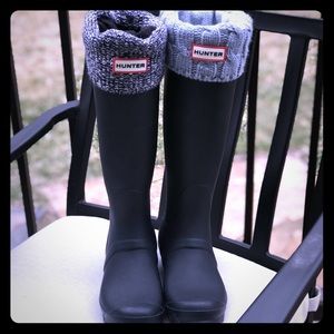 Tall Matte Hunter Boots with 2 fleece sleeves
